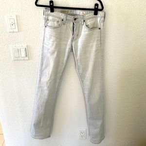 Men’s AG light- wash Slim Straight jeans, Size 29